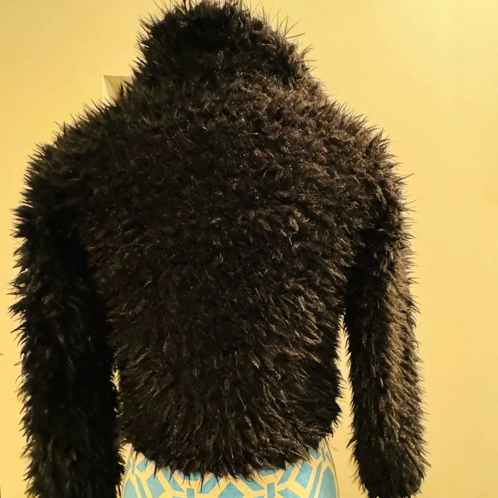 Forever 21 Girls  Faux Fur Jacket Size 7/8 New With Tag Black